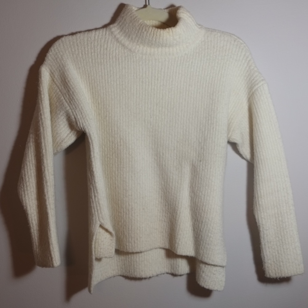Luna Turtleneck Sweater